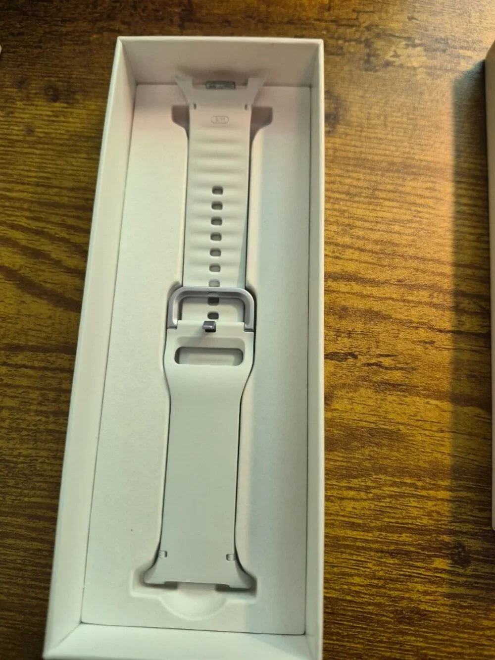 Samsung Galaxy Watch8, 40mm, Silver, LTE/WiFi/Bluetooth/GPS Capable, NEW IN BOX!